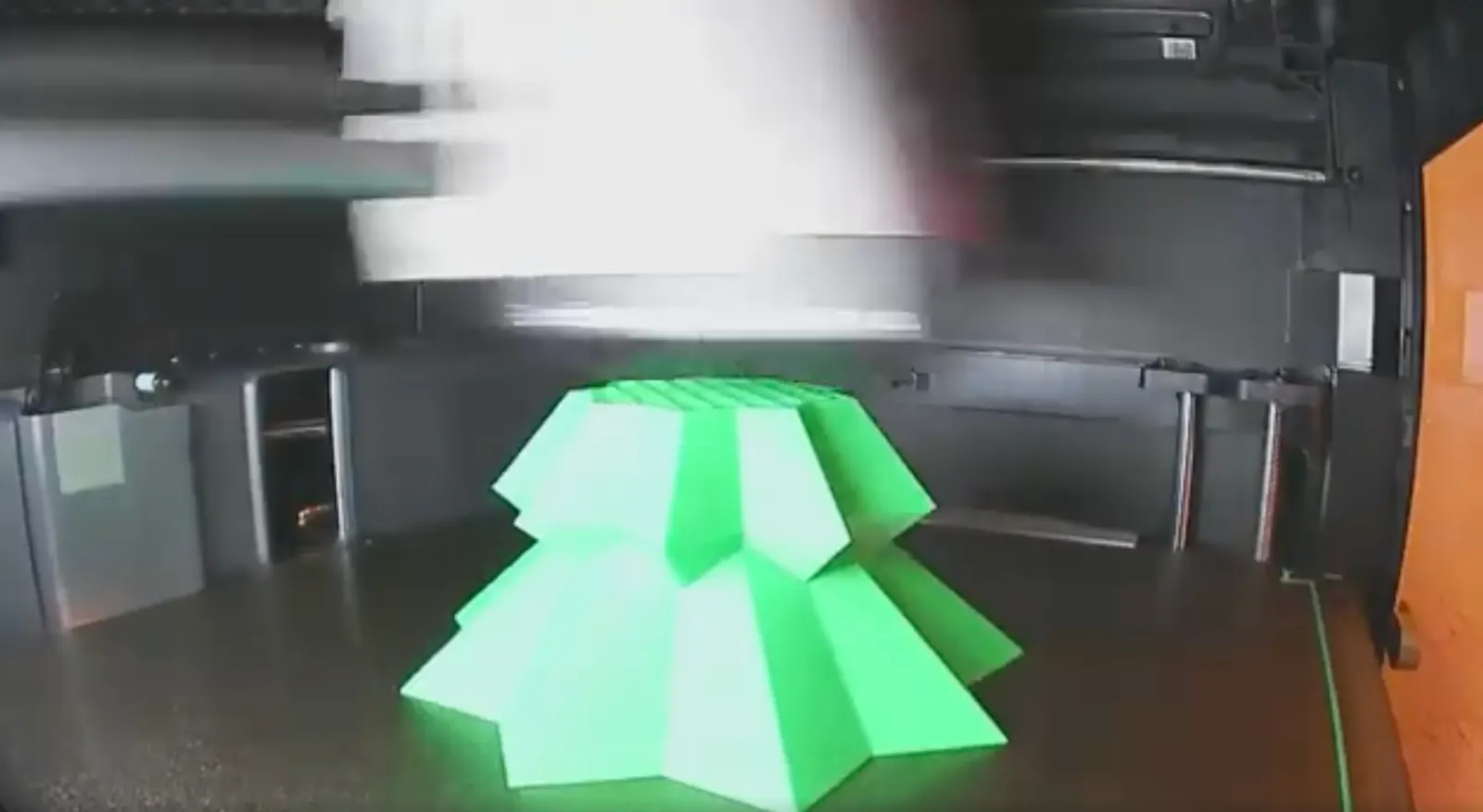 Timelapse de Impresión 3D de un Árbol de Navidad con Bambulab P1S: Calidad Sorprendente