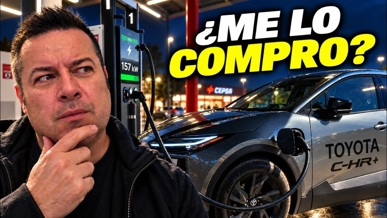 Lisard y un Toyota C-HR+ conectado a un cargador rápido